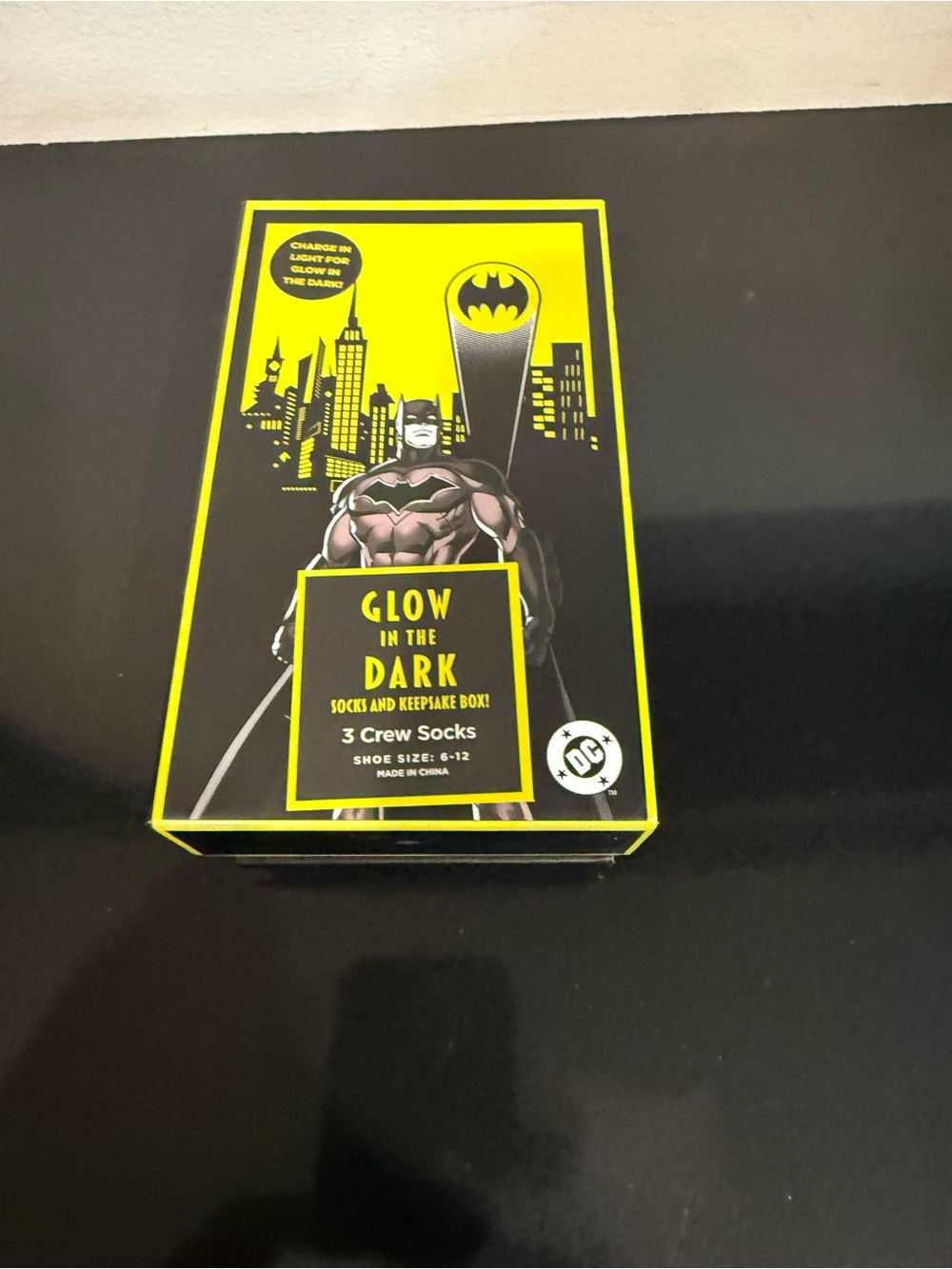 DC Batman Glow-in-the-Dark 3-Crew Socks Gift Box - Yellow & Black